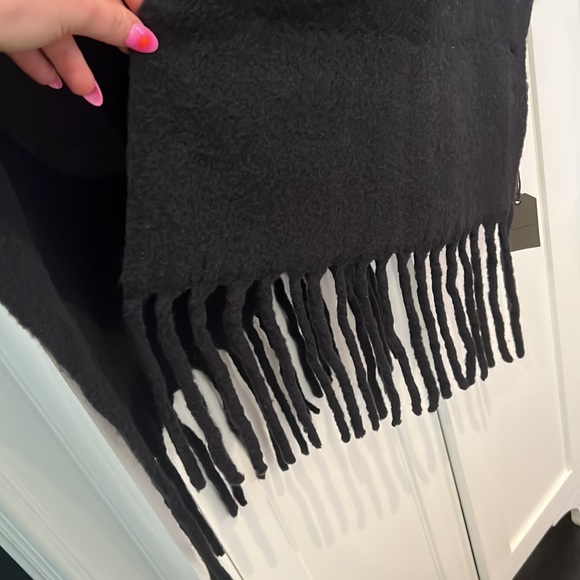 NWT All Saints Brushed Wool Blanket Scarf - Picture 3 of 4